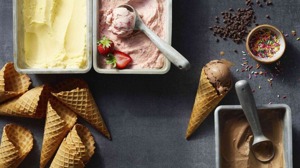 What Are the Differences Between Soft Serve and Gelato?